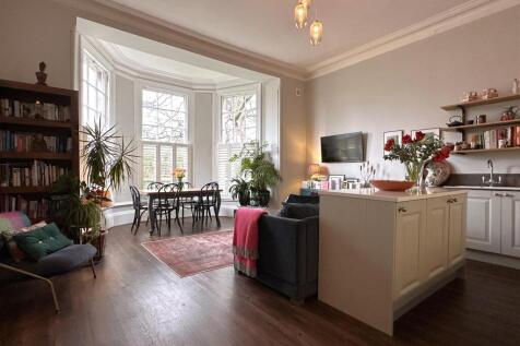 Living/Dining Kitchen 316