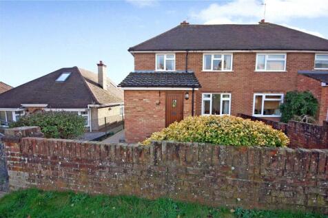 Tor Road, Farnham, Surrey, GU9 photo 4