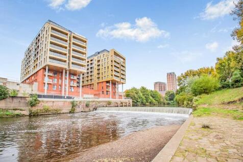 Studio flat on Adelphi Wharf 3, 7 Adelphi Street, Salford, Greater Manchester, M3, £1,000/mo