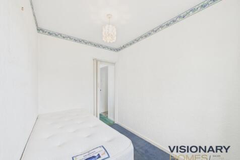 CAM03522G0-PR0210-STILL025