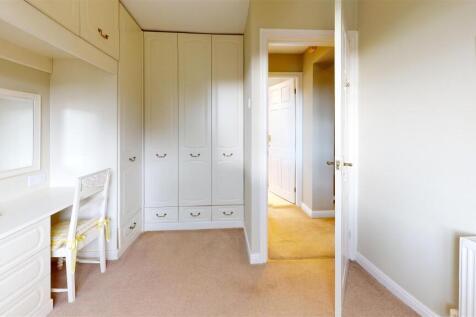 Hawthornes-Bedroom 3.jpg