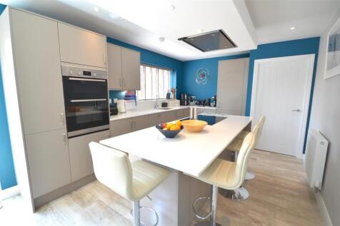 kitchen/family room