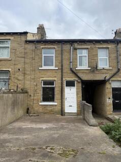 2 BED TERRACE HOUSE TO LET CLOSE TO BRI HOSPITAL 
