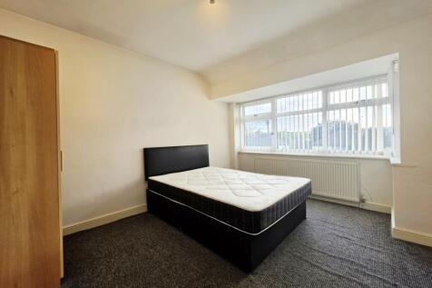 Argie Avenue, Kirkstall, Leeds photo 5