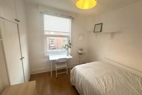 Room 4 (1)