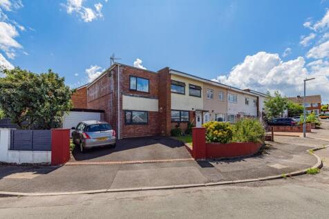Uplands Crescent 68-25.jpg