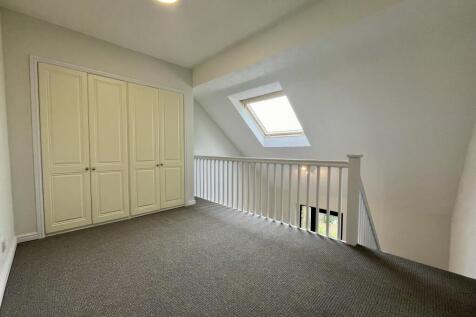 Delapre Court, Eye, Peterborough, PE6  photo 5