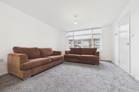 Gilling Crescent, Darlington, County Durham photo 4