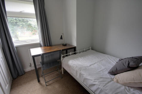 Wakenshaw Road, Durham photo 3