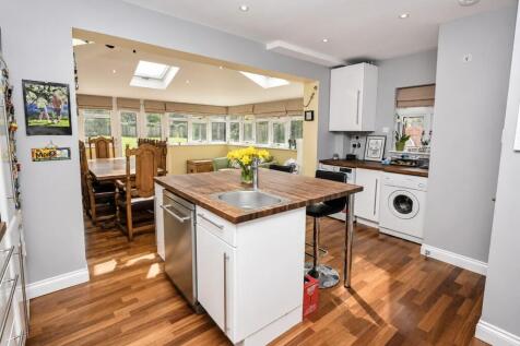Kitchen/ Family hub