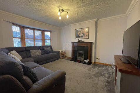 Lounge a.JPG