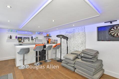 Workshop/Outbuildings