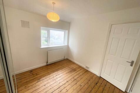 Bedroom Two (3)