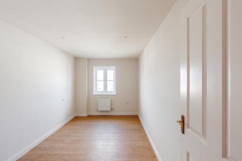 2 bed, 1 bath Flat in Bristol - Photo 12