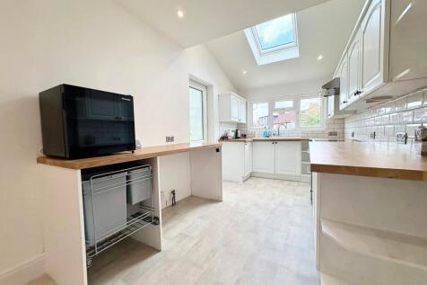 Knowle, Ravenhill Road, BS3 5BP photo 3