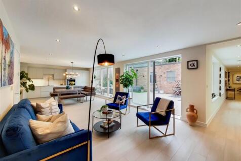 4_Kitchen-Reception-1.jpg