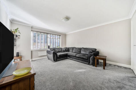 1361914-7-68e3ee2...