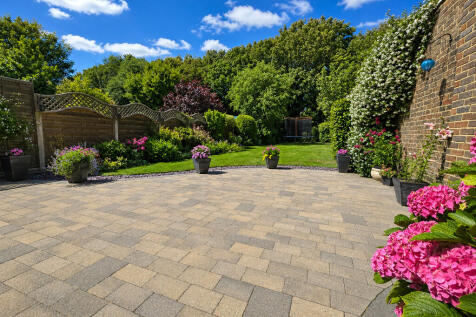 NEW IMAGE GARDEN ...