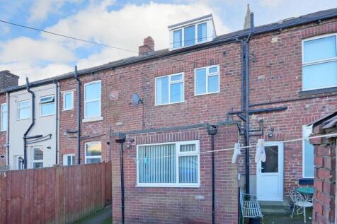 222 Howard Rd, rear.jpeg