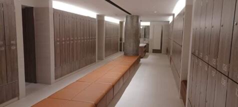 changing room.jpg