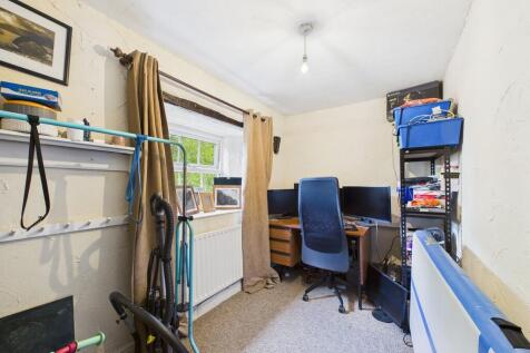 Bedroom 5/ Home o...