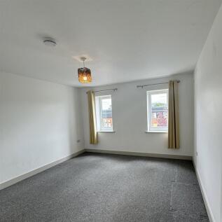 Greenways Court, Bristol Road, Quedgeley, Gloucester photo 4