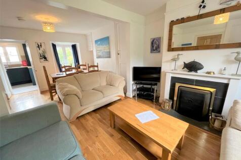 sitting to dining.jpg