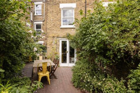 Grayling Road, N16