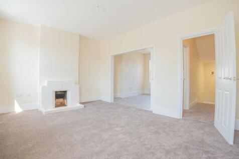 Hamlet Court Road, Westcliff-On-Sea photo 4
