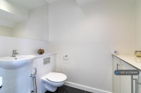 Ground Floor Washroom