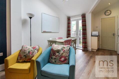 BILLS INCLUDED £140pppw Midland Avenue, Lenton, Nottingham photo 3