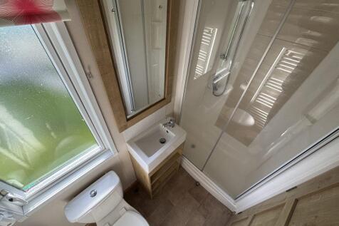 Bathroom with Shower in the ABI Westwood Holiday L