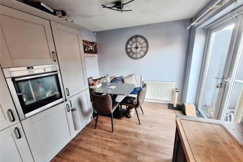 Kitchen Pic Three