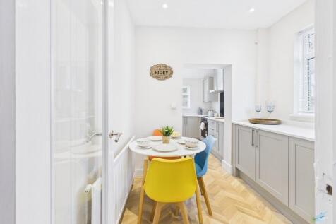 CAM03111G0-PR0377...