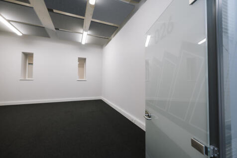 Serviced Office to rent Image 5