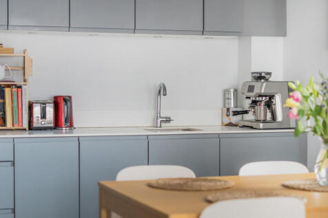 1377022-3-6911f0f...