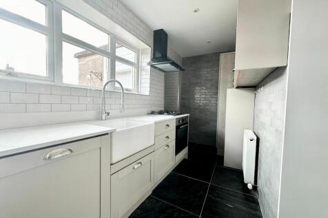 Aitkenhead Avenue, Coatbridge photo 3