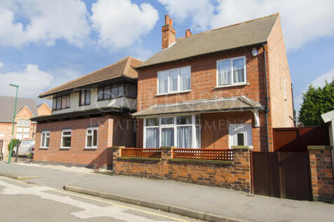 4-bed detached on Montpelier Road, Dunkirk, Nottingham, NG7 2JW, £1,993/mo