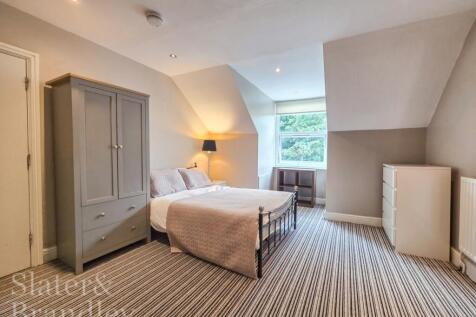 5-bed terraced on Albert Road, Lenton, Nottingham, Nottinghamshire, NG7, £3,011/mo