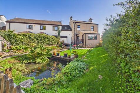 Attractive Spacious Garden