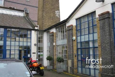7 Glenthorne Mews Hammersmsith W6 to let West London Office for rent commerical property EXT Main.jpg