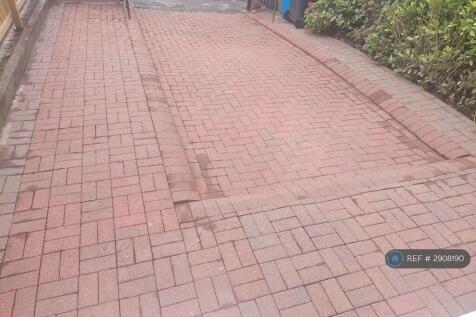 Front Drive Way