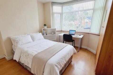 48 Alexandra Road photo 5