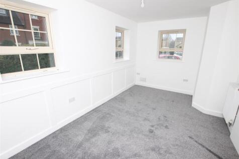 GROUND FLOOR BEDROOM