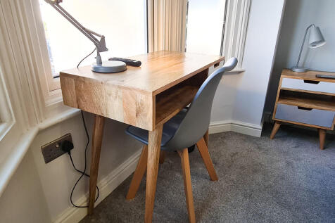 tower bridge dron...