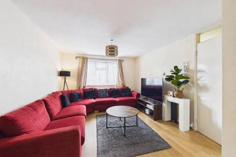 Evenlode Way, Sandhurst, Berkshire, GU47 photo 2