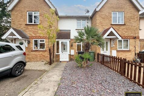 Wickford, SS12 - property photo
