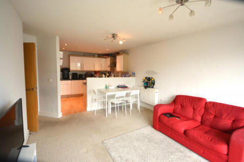 137 The Atrium, Whitefield M45 7AL