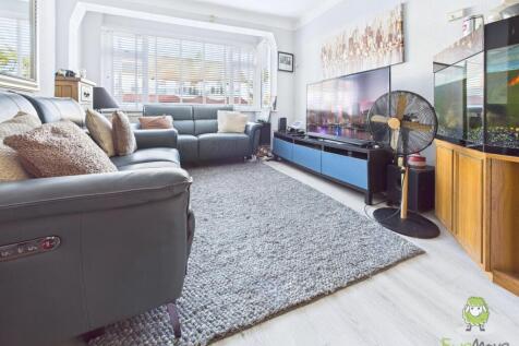 CAM01543G0-PR0164-STILL022