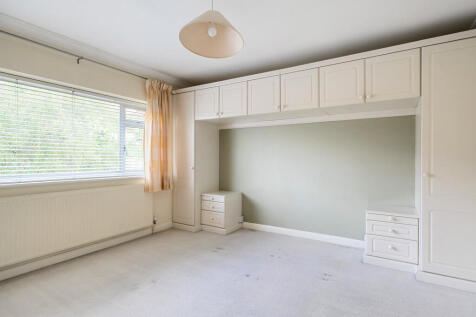 1295703-68308b7a7...